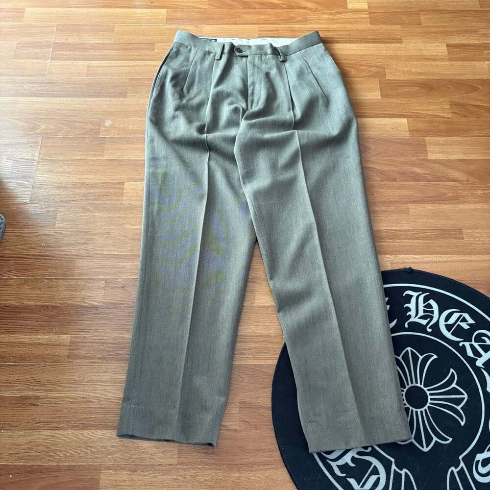 Gap Premium Wool Trousers Size 30/31 Gray Pleated Suit Pants